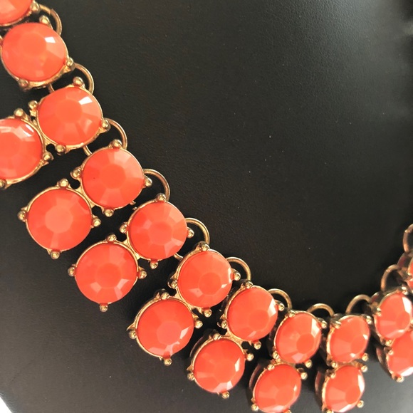 Bright Orange Necklace 🔥 - Picture 4 of 6